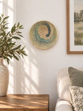 Ten Thousand Villages Whirlpool Basket Uganda Handwoven Raffia Boho Wall Decor